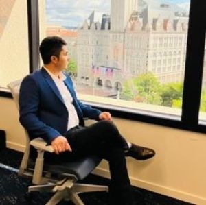 Meet your Posher, Omar